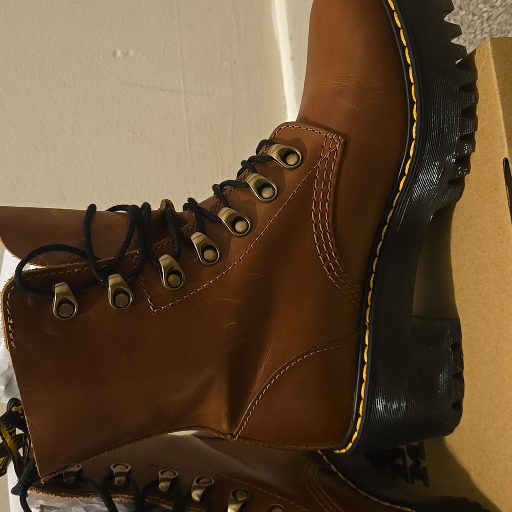 Dr. Martens Leona Boots - Picture 7 of 16